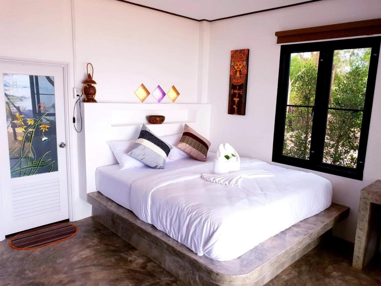 Sabai Sabai Beach Bungalows Koh Phayam Eksteriør bilde