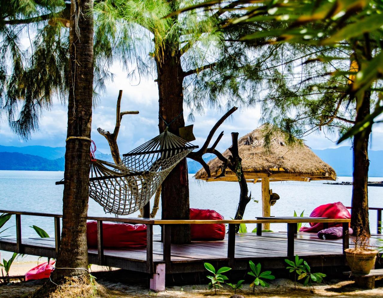 Sabai Sabai Beach Bungalows Koh Phayam Eksteriør bilde