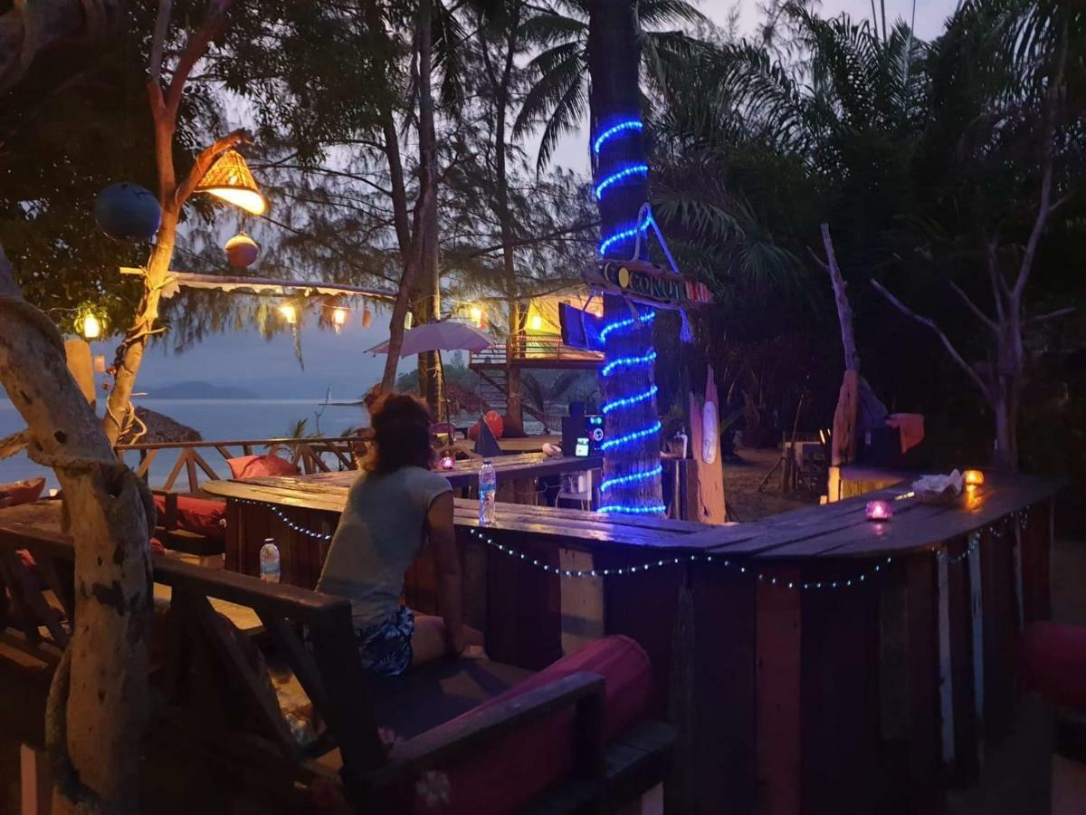 Sabai Sabai Beach Bungalows Koh Phayam Eksteriør bilde