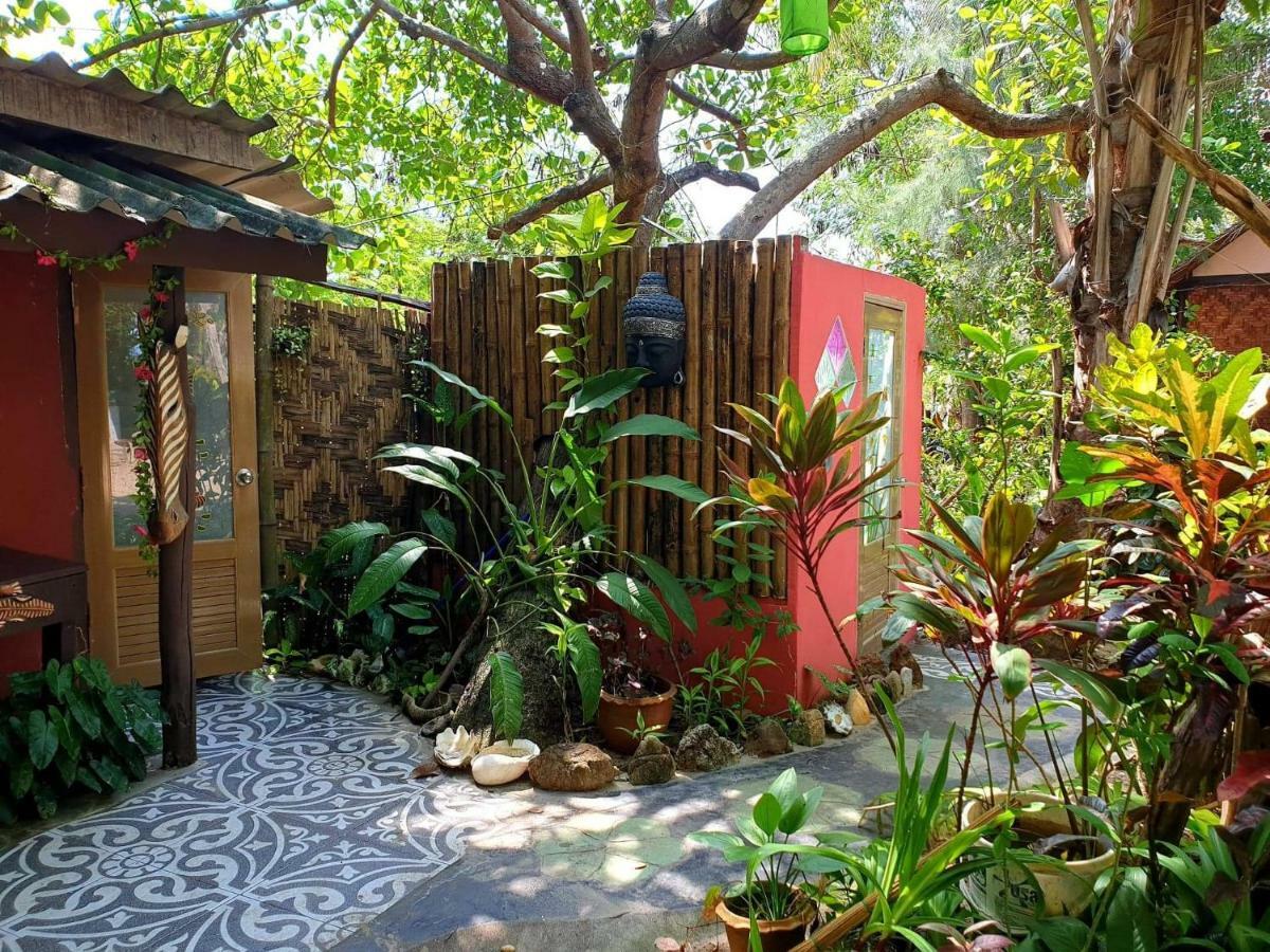 Sabai Sabai Beach Bungalows Koh Phayam Eksteriør bilde